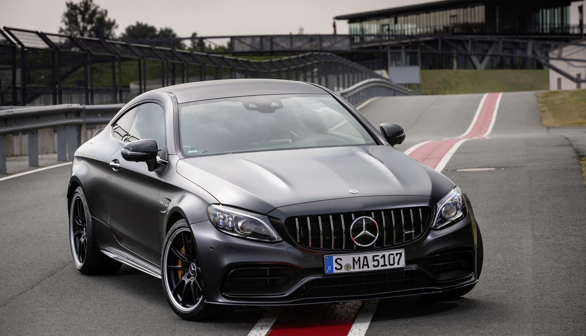 Mercedes-AMG C-Class Coupé - RACE START - for highly dynamic driving ...